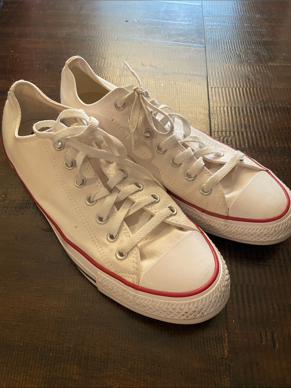 Converse White Canvas Low-Top Sneakers with Red Stripe Men’s 12 WMN 14